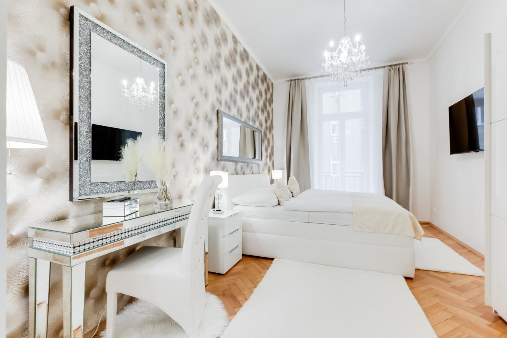 Luxury Riverside Apartments In The Center Of ปราก ภายนอก รูปภาพ